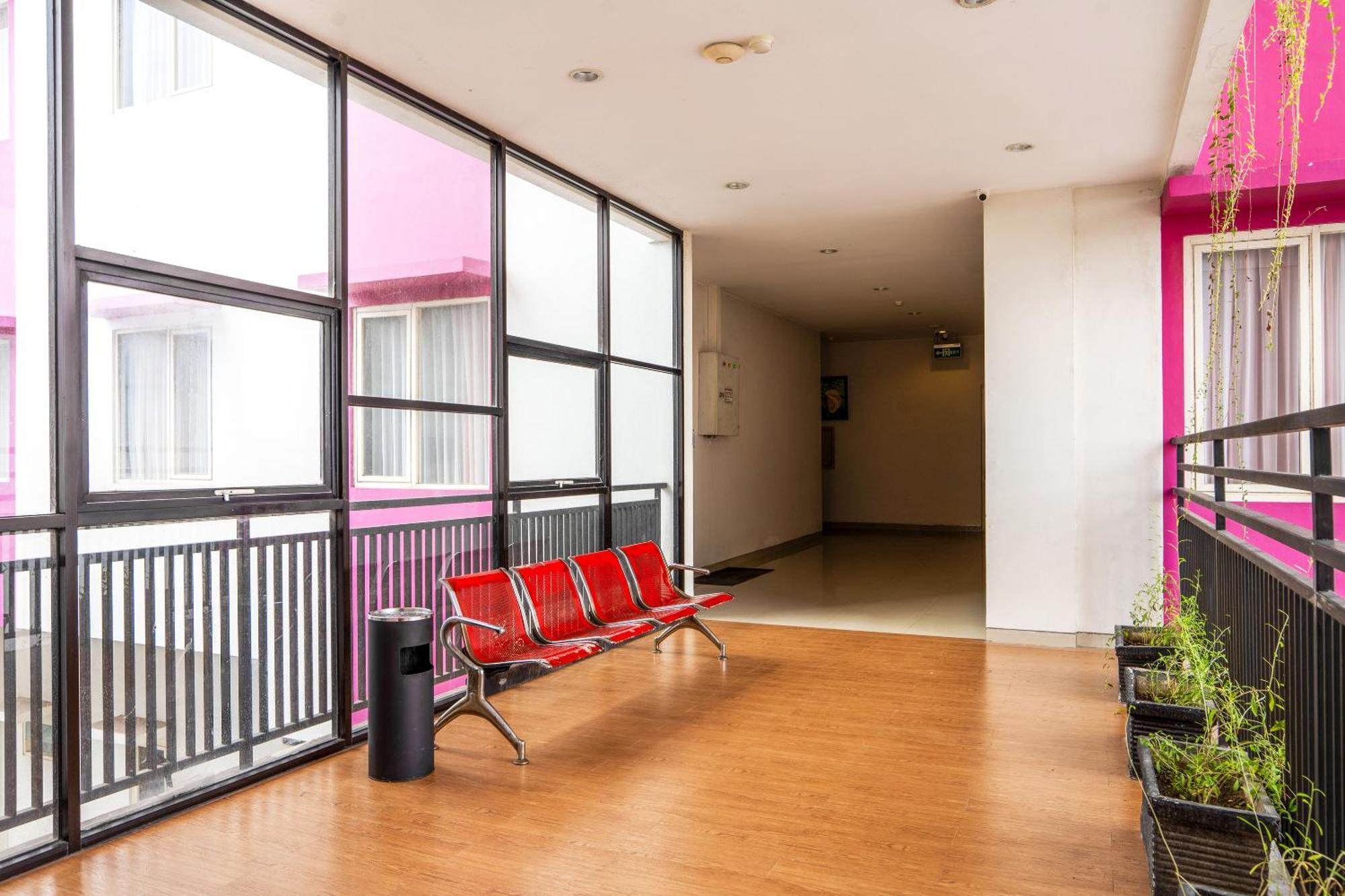 Midtown Xpress Sampit - Kalimantan Tengah Ngoại thất bức ảnh