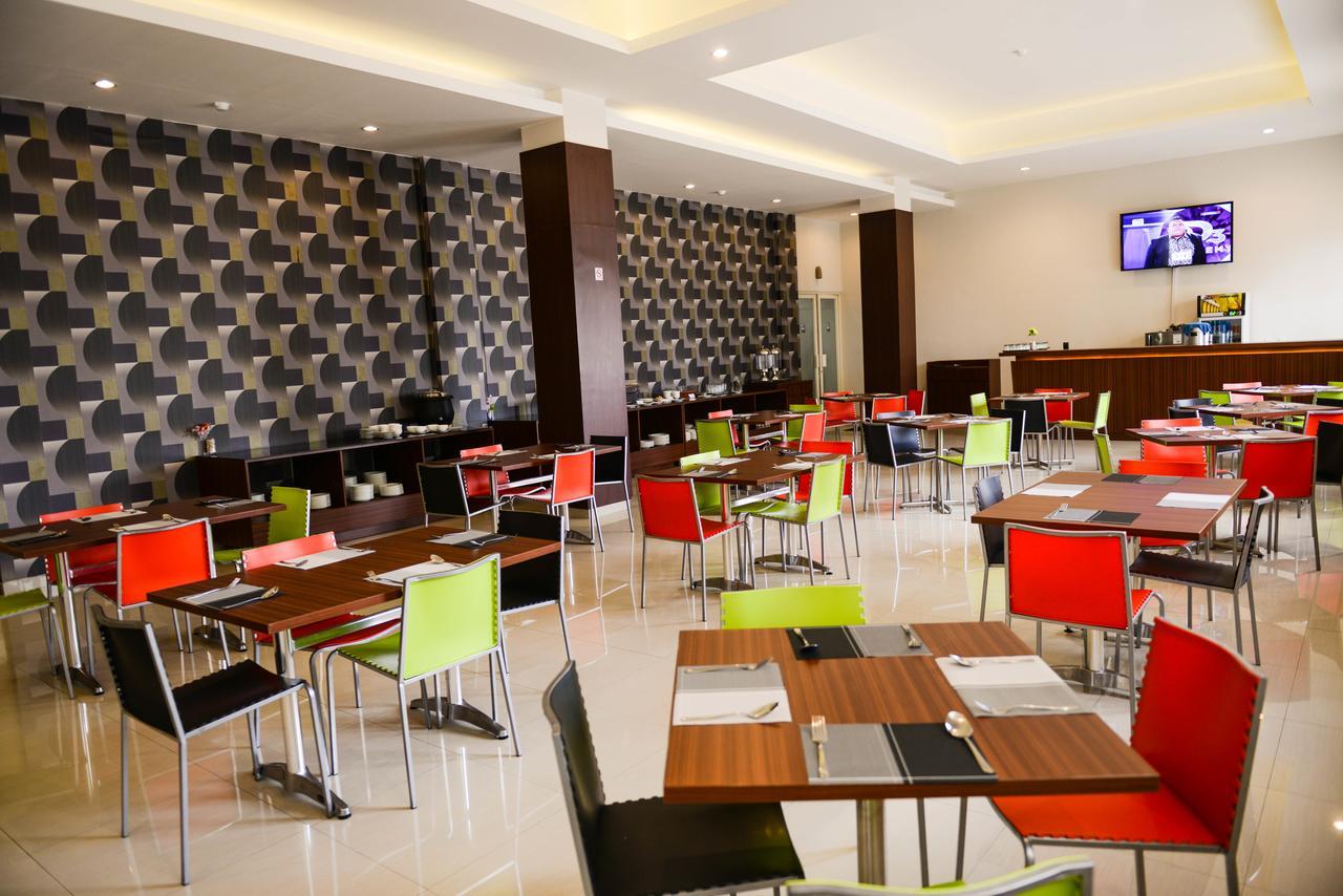 Midtown Xpress Sampit - Kalimantan Tengah Ngoại thất bức ảnh