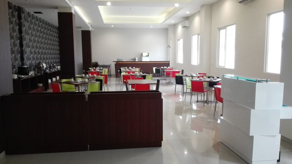 Midtown Xpress Sampit - Kalimantan Tengah Ngoại thất bức ảnh